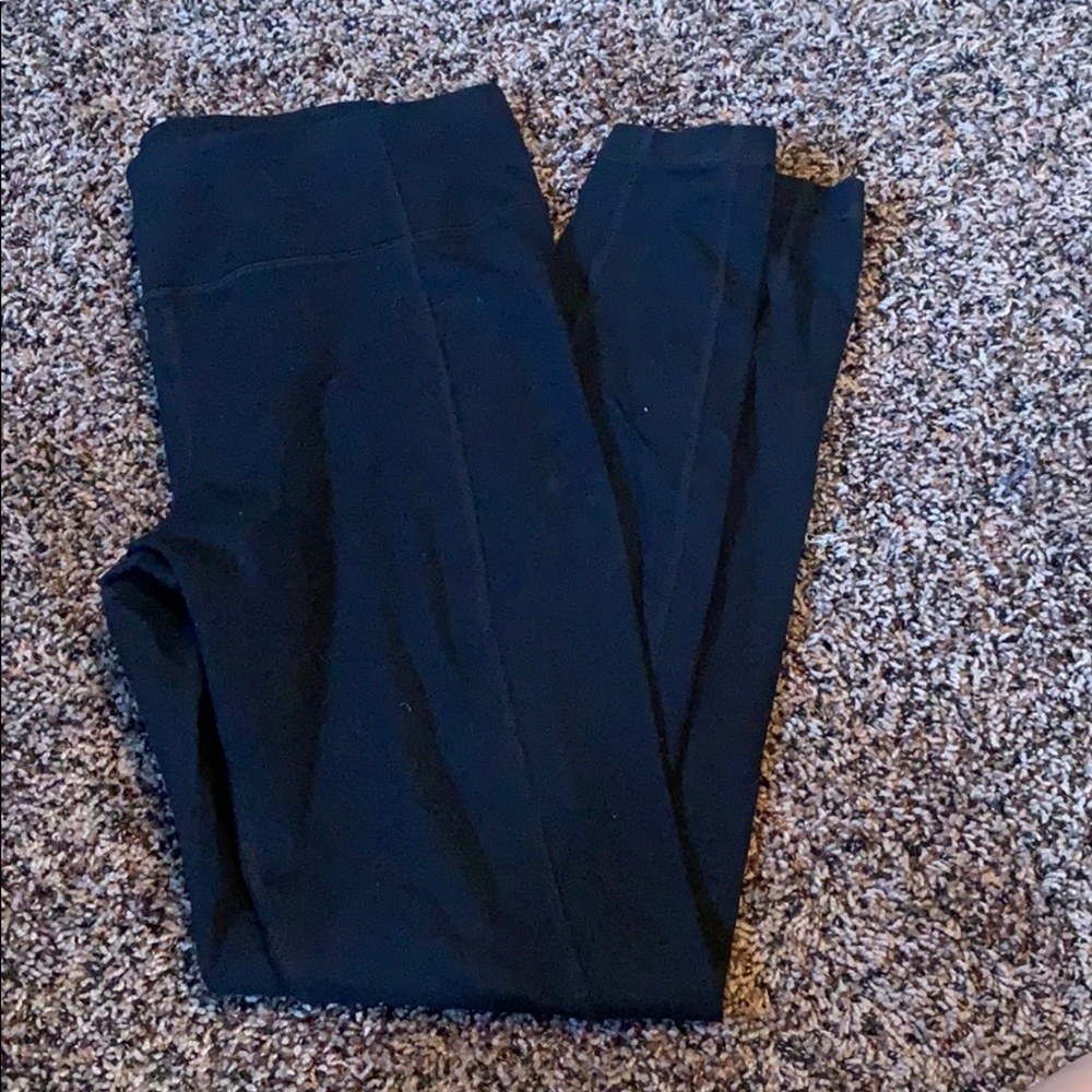 black leggings